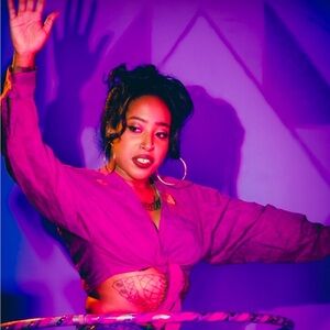 Boho/Hippie Nasty Gal Vibrant Purple Long-Sleeve Crop Top